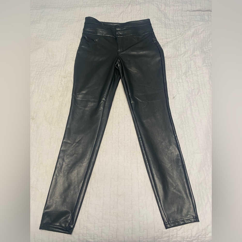 Suzy Shier Black Skinny Faux Leather Pants
